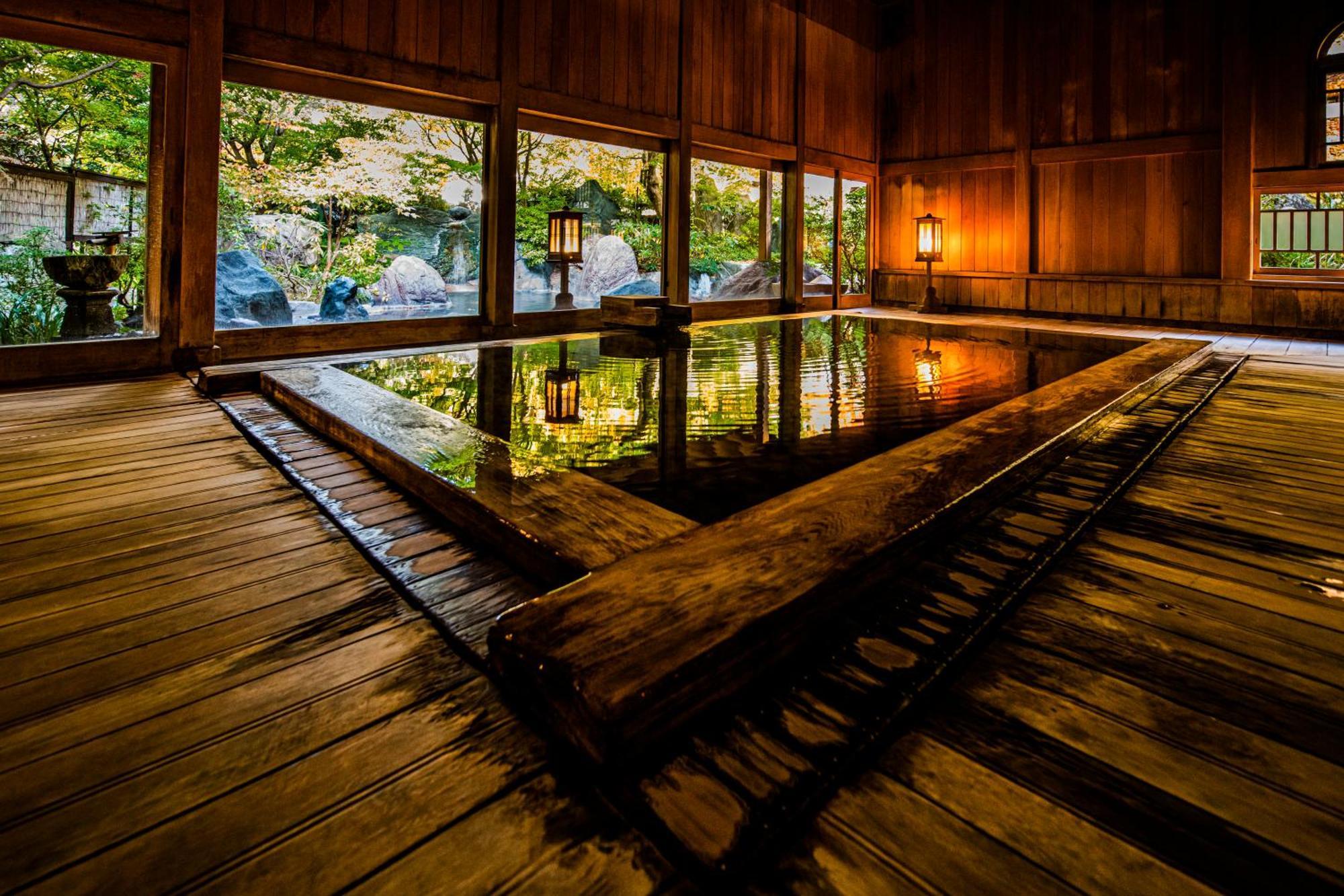 Отель Houshi Onsen Chojukan Минаками Экстерьер фото