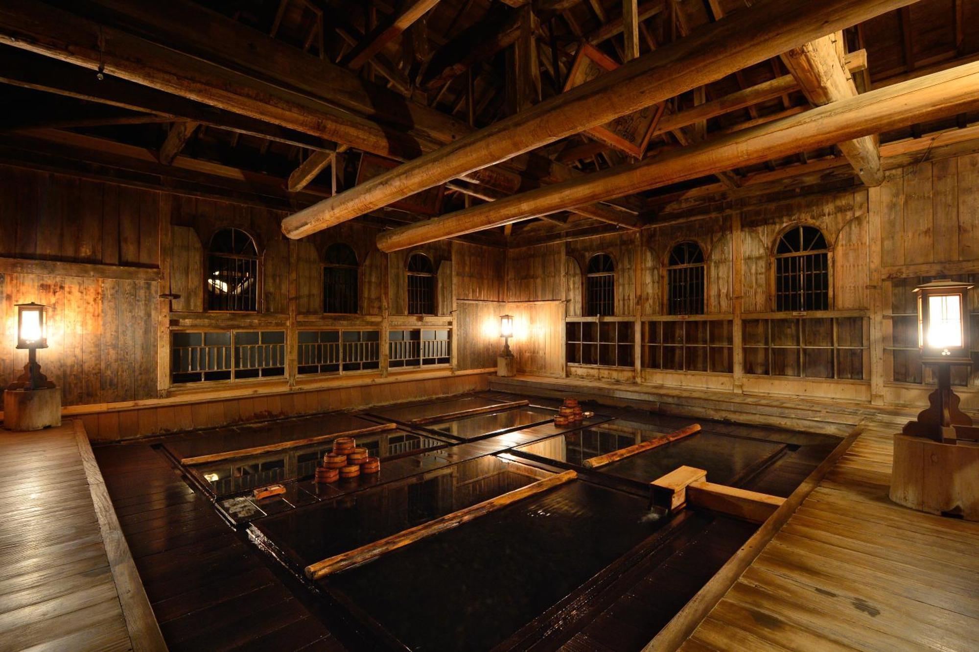 Отель Houshi Onsen Chojukan Минаками Экстерьер фото